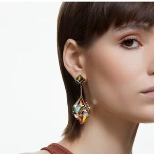 Elegant Multicolor Crystal Drop Earrings